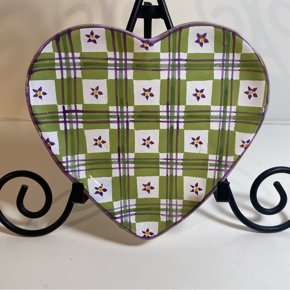 Mesa International Signed Heart Shaped Green Checkered Pottery Plate Hungary